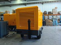 Vente directe usine : Compresseur d'air mobile à vis 110-250KW, 40% d'économie d'énergie, protection IP23 / IP55, sur mesure