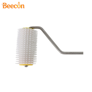 Nouvel équipement apicole : Piqueur à aiguilles en plastique, Rouleau de décapsulage, Fourche de décapsulage, Grattoir à couvercles pour l'élevage - Product Image 5