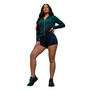 Conjunto Deportivo de 2 Piezas de la Mejor Calidad, Pantalones Cortos con Capucha y Cremallera, Poliéster/Algodón Transpirable, Antibacteriano, Bordado, Color Sólido - Product Image 1