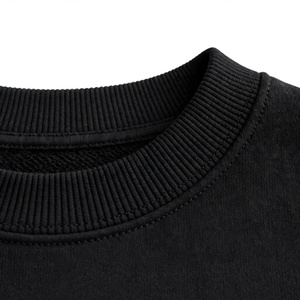 Conjunto de Sudadera y Pantalones Cortos de Felpa de Algodón de 300-470GSM, Personalizado con Logotipo Bordado en la Parte Delantera, de Invierno, de 2 Piezas, Cuello Redondo, Talla Grande - Product Image 3