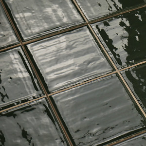 Loseta precortada Boston Verde Oscuro 20x20, tamaño 10x10 para uso en paredes y pisos - Product Image 5
