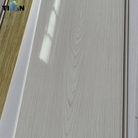 Blue Sky Pvc Satin Panel de techo Diseño falso Pvc Tablero de techo Lambris Pvc Faux Plafond Strip Tejas de techo