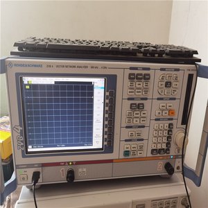 Analizador de Redes Rohde & Schwarz ZNA43 Usado, de 10 MHz a 26.5/43.5 GHz - Product Image 1