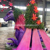 Modèles animatroniques de créatures mythologiques autour de plantes et de fleurs pour les expositions de grands animaux en plein air dans les parcs et les décorations
