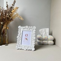 Double-Layer Daisy Resin Photo Frame Yellow & White 3D Relief Embossed DesignTabletop Display for Home Decor