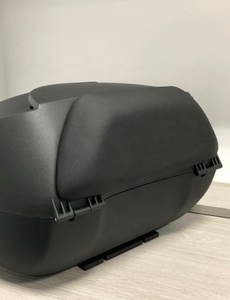 กล่องเก็บของท้ายรถมอเตอร์ไซค์ Sekai Plastic ขนาด 42 ลิตร พร้อมพนักพิงหลัง สำหรับอุปกรณ์เสริมสกู๊ตเตอร์ ไม่รวมอยู่ในชุด - Product Image 5