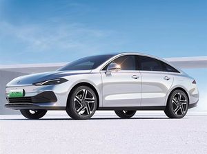 รถยนต์ ACURA Roewe D7 DMH ปี 2024 รุ่นซีดาน พวงมาลัยซ้าย ยาง R15 เบาะหนัง เกียร์อัตโนมัติ - Product Image 2