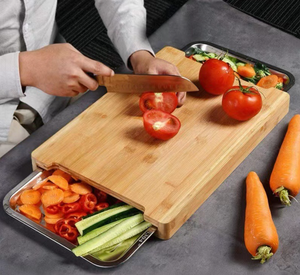 เขียงไม้ไผ่ขายส่งพร้อมถาดสแตนเลส เขียงไม้ขนาดใหญ่พร้อมลิ้นชักสำหรับเตรียมอาหารในครัว - Product Image 1