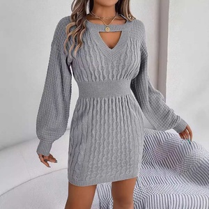Abito Tinta Unita Autunno Inverno con Collo Tondo, Maniche a Palloncino e Dettagli Traforati in Maglia per Donna, Vestito Casual alla Moda - Product Image 1