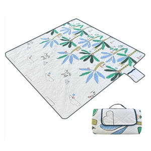 Qunature gros Logo personnalisé extérieur tapis de pique-nique étanche à l'humidité résistant à l'usure étanche Ultra-léger <span class=keywords><strong>Camping</strong></span> tapis de pique-nique - Product Image 1