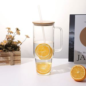 Vaso de Cerveza Transparente de Vidrio Esmerilado de 40oz con Asa de Bambú, Forma de Taza, para Sublimación, Envío desde Almacén en EE. UU. - Product Image 1