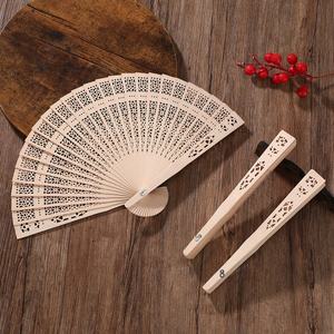 Abanico Plegable de Madera Grabado - Recuerdo Personalizado para Fiestas y Bodas, Decoración Portátil - Product Image 5