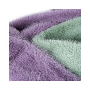Tissus de <span class=keywords><strong>fourrure</strong></span> de cheveux longs de couleur personnalisée de haute qualité 100% polyester vente directe d'usine tissus de <span class=keywords><strong>fausse</strong></span> <span class=keywords><strong>fourrure</strong></span> de cheveux longs échantillon gratuit - Product Image 1