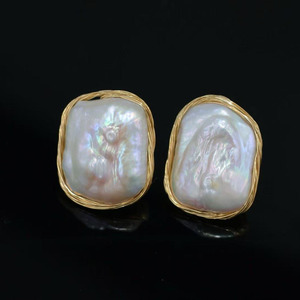 Twisted Wire Square Baroque Pearl Stud Earrings, 14K Gold Filled Natural Freshwater Pearls, Ideal For Office, Dating & Party - Product Image 2