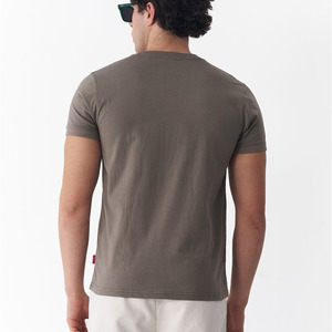 T-shirt décontracté pour homme de haute qualité, couleur unie, coupe classique, manches courtes, col rond, pour usage quotidien en extérieur, séchage rapide - Product Image 2