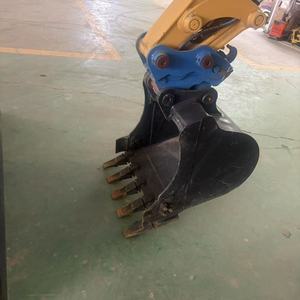 รถขุด CAT 303 สีเหลือง ระบบไฮดรอลิก ติดตั้งบนราง สำหรับงานก่อสร้าง - Product Image 3