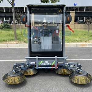 Outdoor High-intensity and High-efficiency Four-<b>wheel</b> Street Cleaning Vehicle/street Cleaning Vehicle with Five Floor <b>Brushes</b> - Product Image 6