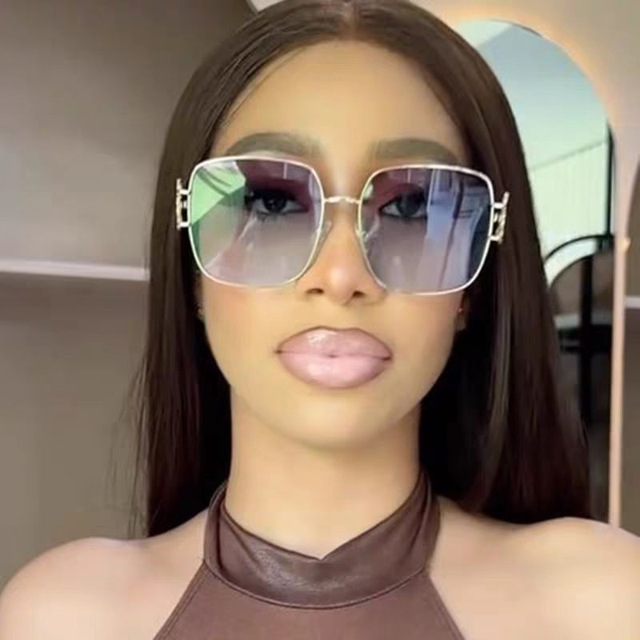 98101 European American Spice Girls Vintage Sunglasses for Women Advanced Sense Hollow Trendy Sunshade UV400 Fashionable