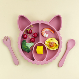 Assiette pour bébé en silicone de qualité alimentaire avec logo personnalisé, design alpaga, pour enfants, assiette à repas divisée pour enfants - Product Image 4