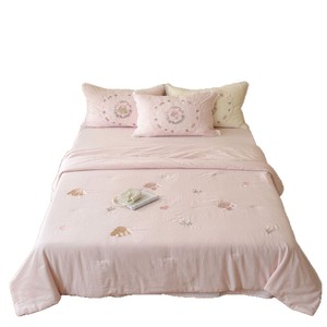 [Brand] Princess Style Cotton Quilt Set 4 Pieces Air Permeable Summer Bedding Pink Embroidered Design - Product Image 5