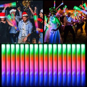 Bâtons lumineux en mousse LED pour mariage, baguettes scintillantes colorées qui brillent dans le noir, accessoires de fête, raves, concerts - Product Image 1