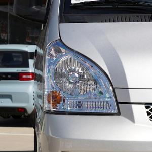 Wuling Van Ev 50 Light Cargo 4x4 Pickup Mini vehículo eléctrico para adultos Diseño de vagón estructurado para carga de camiones pequeños - Product Image 3