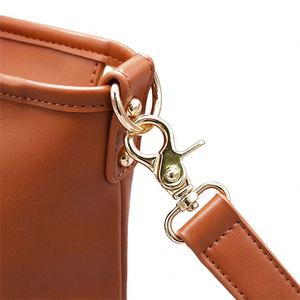 Sac à bandoulière multifonctionnel en cuir pour appareil photo reflex numérique, étanche, de haute qualité, personnalisé pour femmes et filles, fabriqué en usine BSCI - Product Image 4