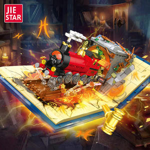 JIESTAR JJ9059 889PCS Série de films Hogwarts Express Train Ornament Building Block Model Technical Educational Toy Festival Gift - Product Image 2