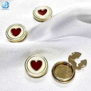 <span class=keywords><strong>Cache</strong></span>-boutons décoratifs en émail noir et <span class=keywords><strong>blanc</strong></span> en forme de cœur, clips à boutons dorés, boutons de manchette pour chemises et cols de chemises pour femmes - Product Image 2
