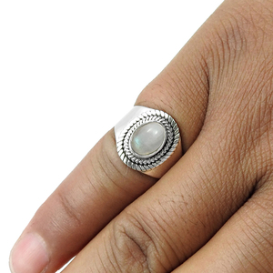 แหวนมูนสโตนสีรุ้งธรรมชาติทำมือออกแบบตามสั่งมี925สำหรับส่งออก - Product Image 4