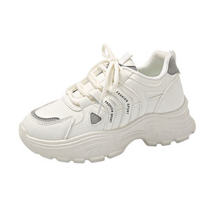 Zapatillas casuales de moda para mujer al por mayor, calzado deportivo para chicas, zapatillas de estilo casual para caminar, zapatillas de diseñador para estudiantes, otoño - Product Image 1