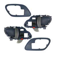 Poignée de porte intérieure avec kit de cadre compatible avec Chevrolet GMC Truck Suburban Tahoe Yukon 1995-2002 15708043 15708044