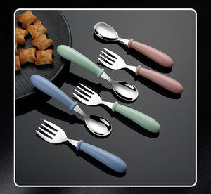 ชุดช้อนส้อมมีดสแตนเลสสำหรับเด็ก ด้ามจับพลาสติก ABS ลดราคา - Product Image 4