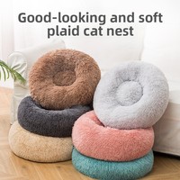 Lits pour chiens et chats en peluche, chauds pour l'hiver, avec rembourrage en coton PP, design respirant pour une utilisation en intérieur