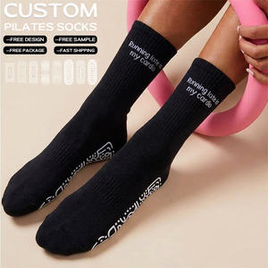 Chaussettes de Pilates antidérapantes BiLu personnalisées avec logo pour femmes, idéales pour le yoga, la barre, la danse et l'entraînement en salle de sport - Product Image 1