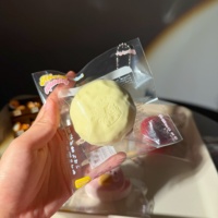 Moozy Super Mignon Mini Chat Beurre Jouet Anti-Stress en Plastique Souple Thème Alimentaire Réaliste pour Plus de 14 Ans