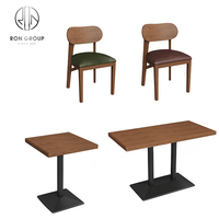 Ensemble Complet de Table et Chaises Carrées en Bois Stratifié Chêne Moderne pour Restaurant Commercial, Café et Salon de Thé Personnalisé de Chine