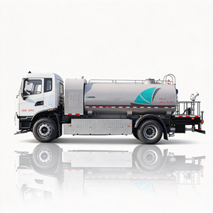 Camion arroseur Dongfeng 4X2 avec réservoir en acier au carbone de 13m3, camion d'arrosage municipal - Product Image 3