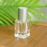Flacons de parfum à col serti en stock, 10 ml, forme carrée, avec différents bouchons