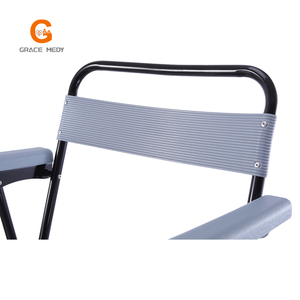 Chaise de toilette et de douche en plastique de qualité hospitalière avec cuvette - Product Image 5
