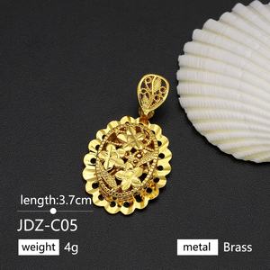 Collier pendentif en laiton plaqué or 24 carats Jxx pour femme, bijoux tendance avec pendentifs charmants et pierre principale en zircon - Product Image 3