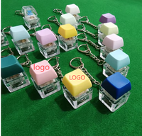 Porte-clés personnalisé avec logo, clavier fidget avec lumière LED, capuchon de touche anti-stress, jouet porte-clés, bouton fidget, porte-clés