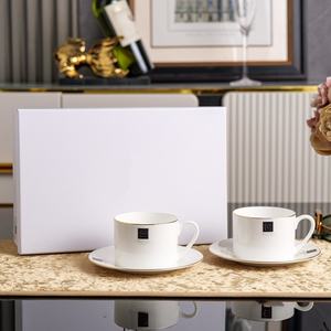 Ensemble tasse et soucoupe à café en céramique européenne, en porcelaine fine, technique de gravure, pour le thé de l'après-midi, tasse de bureau, compatible lave-vaisselle et micro-ondes, cadeau - Product Image 1