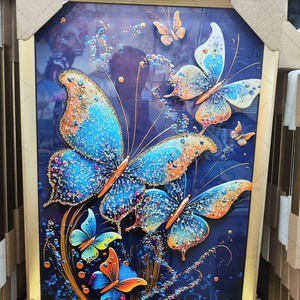 Decoración Moderna de Lujo, Arte de Pared de Porcelana con Cristales en Forma de Mariposa - Product Image 6