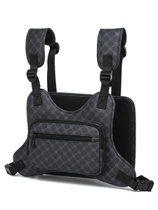 Sac de poitrine tactique tendance en cuir PU pour homme, gilet streetwear, sac banane hip-hop, harnais utilitaire, imperméable et léger - Product Image 1