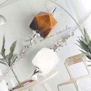 Vente en gros de nouveaux pendentifs en cristal, pierres semi-précieuses naturelles polies, pendentif polyèdre en cristal pour la décoration - Product Image 5