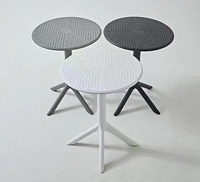 Table d'appoint extérieure en plastique recyclé moderne et durable pour cour et zones de repas (vente en gros)