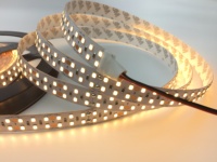 Striscia LED 240 LED/m Doppia Fila DC24V SMD2835 Bianco Singolo 15mm per Esterni Interni Ufficio Negozio Centro Commerciale Hotel