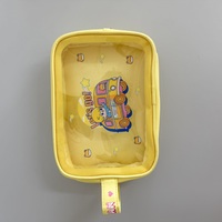 Trousse de Toilette Transparente en PVC Effet Nettoyable, Cadre en PU Jaune, Imprimé Personnage de Dessin Animé, Fermeture Éclair Rouge Contrastante, Étui Cadeau Nouveauté pour Filles
