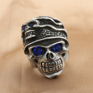 Anillo de Calavera Azul Plateado, Joyería Punk Retro para Hombre, Regalo - Product Image 1